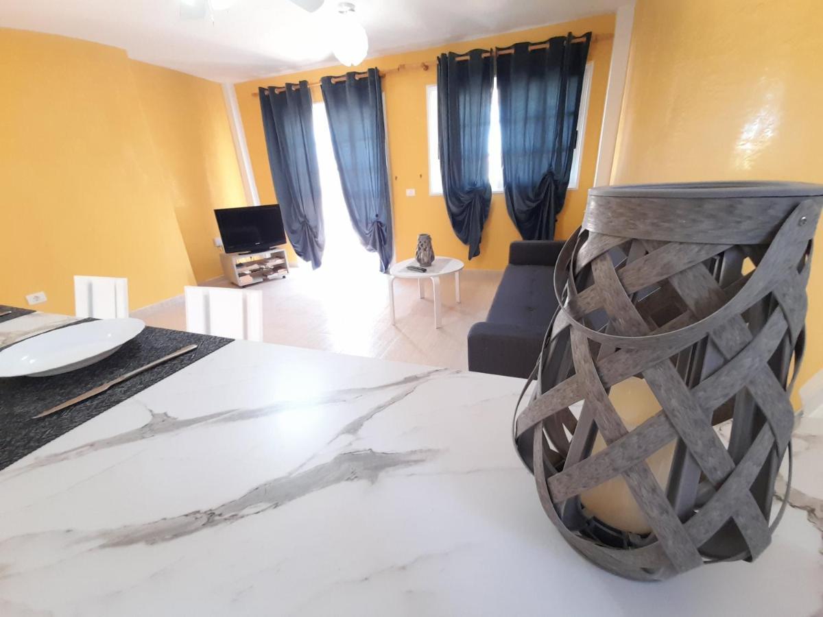 The Heights Deluxe Apartman Arona  Kültér fotó
