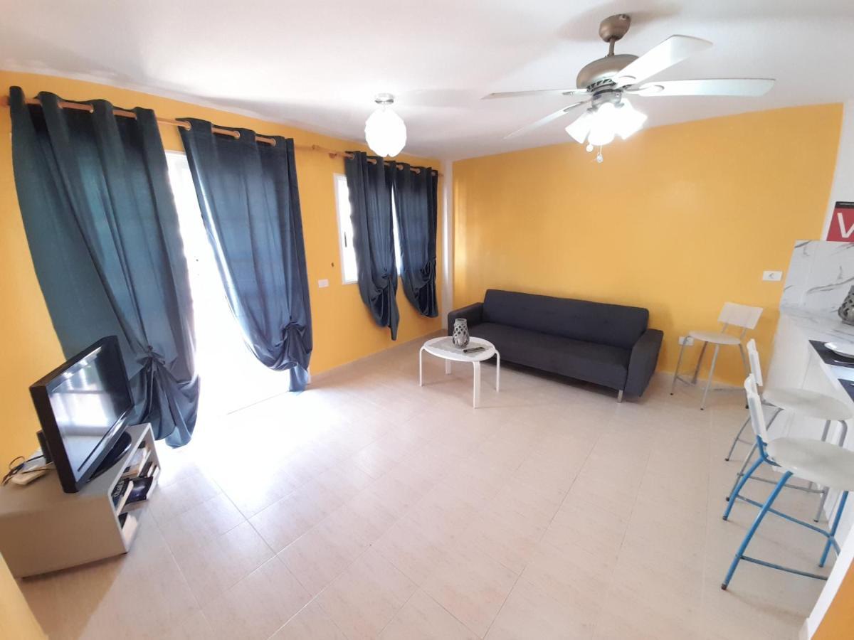 The Heights Deluxe Apartman Arona  Kültér fotó