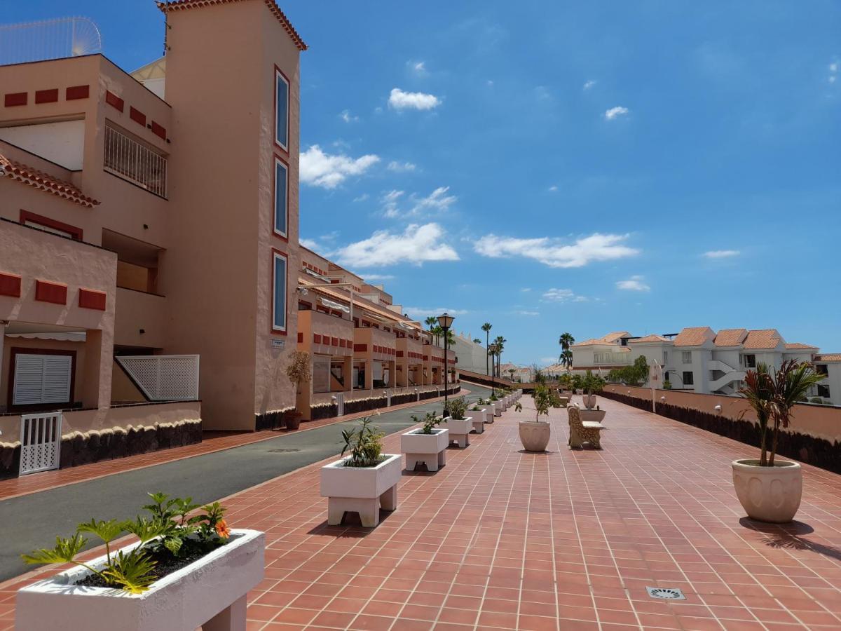 The Heights Deluxe Apartman Arona  Kültér fotó